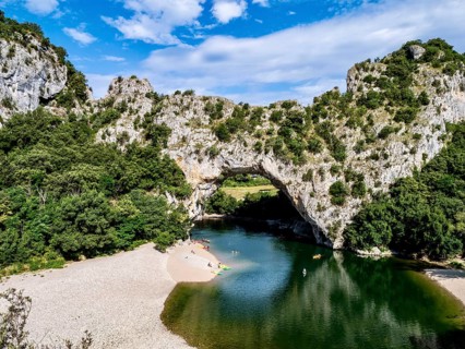 Pont d'Arc, Ardèche, Vallon-Pont-d'Arc, Rhone-Alpes, France