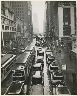 New York, 42nd Street, rain, traffic, streetcar, shops, department stores, Manhattan, USA, heavy