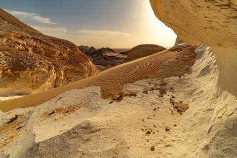 Landscape in the White Desert in the Egyptian part of the Libyan Desert, Egypt