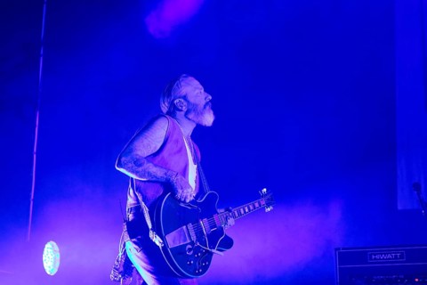 Dallas Green (vocals, rhythm guitar) from the Canadian band Alexisonfire, live at Huxleys Neue Welt