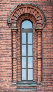 Window, brick wall, Greek Orthodox Uspenski Cathedral or Uspenskin Katedraali, Katajanokka, city