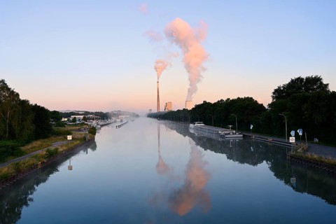 Datteln-Hamm Canal and Heil power plant at sunrise, Bergkamen, North Rhine-Westphalia, Germany