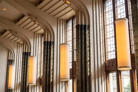 Large lamps, Taulu station restaurant, Helsinki Central Station or Helsingin päärautatieasema,