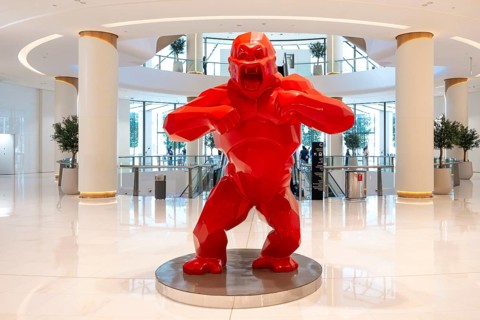 Wild Kong gorilla sculpture by pop art artist Richard Orlinski, Dubai, United Arab Emirates, UAE