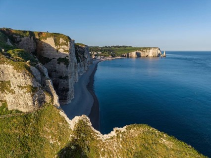 Aerial view of the Falaise d'Amont rock formation, Porte d'Aval rock formation, Étretat, Alabaster
