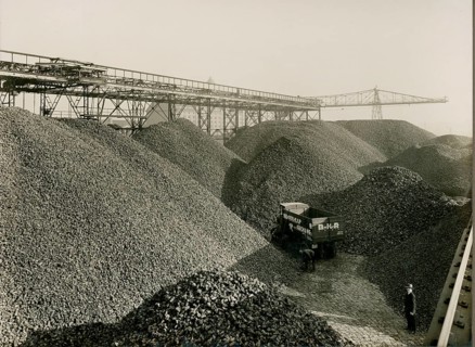 Berlin, Westhafen, Moabit, coal piles, coke, Berger-Kulp Röchling, Huttenstraße, wholesale, fuel,