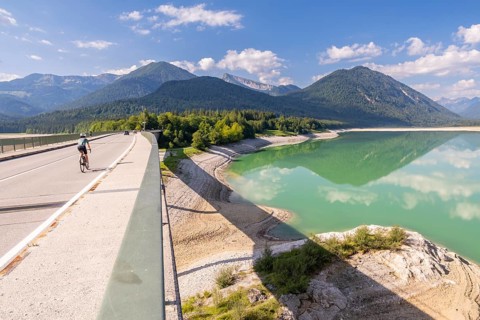 Lake, mountain lake, mountains, reflection, sunny, drought, low water, drought, climate change,