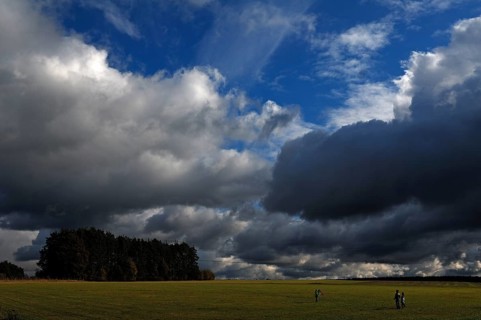 Dark rain clouds (Nimbostratus), Eckental, Middle Franconia, Bavaria, Germany