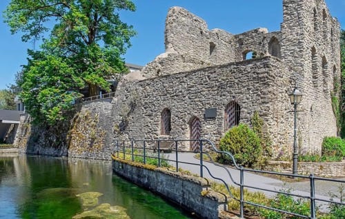 Ruine Burg Lippspringe, located directly at the Quelltopf der Lippe, Bad Lippspringe, North