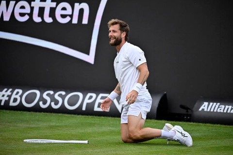 FRA Corentin Moutet (FRA) slips, BOSS Open 2026, ATP 250 tennis, grass-court tournament, Stuttgart,