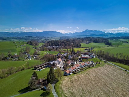 View of the hamlet of Meienberg with the Rigi in the back, Sins, Freiamt, Canton of Aargau,