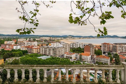 City overview of Laredo, holiday resort on the Atlantic coast of Cantabria, Spain