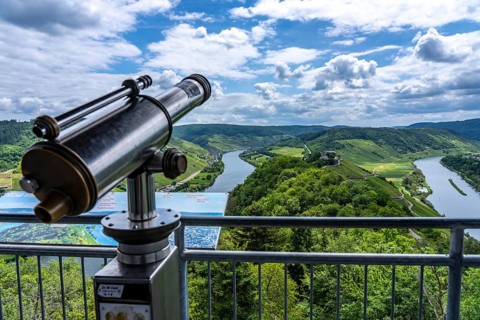 The wine town of Pünderich, right, and Zell Moselle, in the district of Cochem-Zell, on the