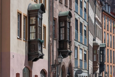 Historical choirs at residential buildings in the old town, Füll, Nuremberg, Middle Franconia,