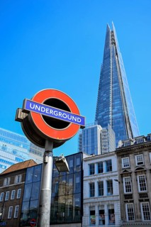 Underground sign at London Bridge Station, subway, London, England, Great Britain, Great Britain