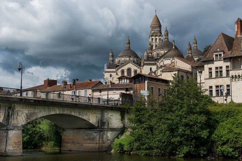 Pont des Barris with old town and Saint-Front Cathedral in Pèrigueux, Dordogne, France