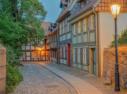 Gasse illuminates Wernigerode Harz Germany