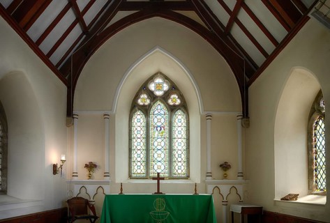 Interior view of choir room, altar, St Mawes Church, St Mawes, Cornwall, England, Great Britain,