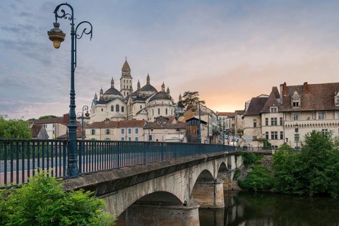 Pont des Barris with Saint-Front Cathedral in evening light in Pèrigueux, Dordogne, France