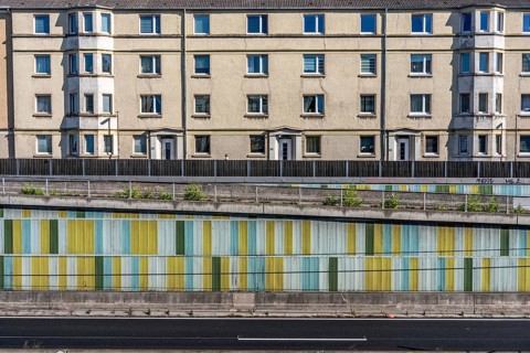 Residential buildings in Essen-Frohnhausen, directly on the A40 motorway, sealed areas, North