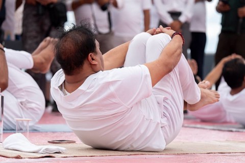 Assam Chief Minister Dr. Himanta Bishwa Sarma participated in a mass yoga session organised on the