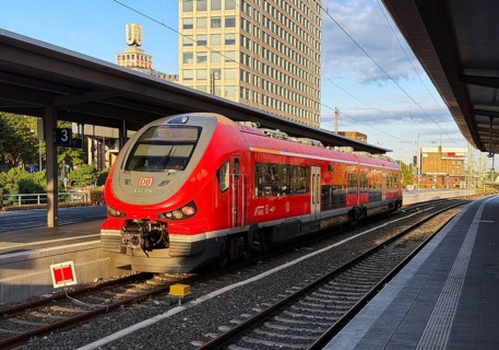 Small DB local train with Dortumder U and Harenberg City-Center at the main train station,