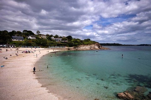 People, tourists, sunbathing at Swanpool Beach, beach, sandy beach, Falmouth, Falmouth Bay,