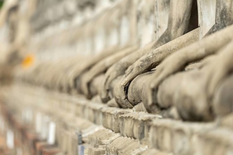 Row of Buddha statues (Bhumispara-mudra, Buddha Gautama at the moment of enlightenment), Great