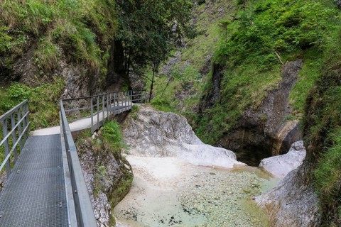 Hiking trail through the Almbach Gorge near Ettenberg, Berchtesgadener Land, Bavaria, Germany