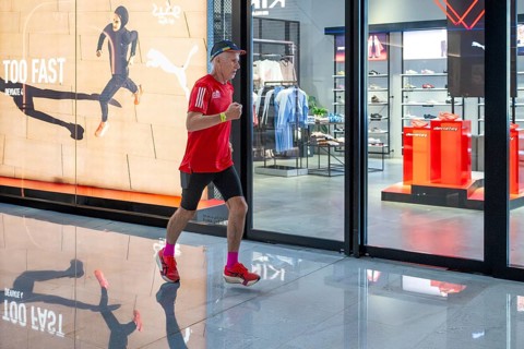Jogging in Dubai Mall, Dubai, United Arab Emirates, UAE