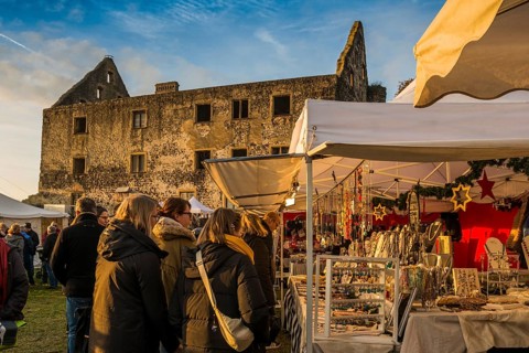 Medieval Christmas market, sunset, Burkheim, Vogtsburg, Kaiserstuhl, Baden-Württemberg, Germany