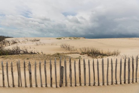 Fence as protection against erosion on the Atlantic coast in France