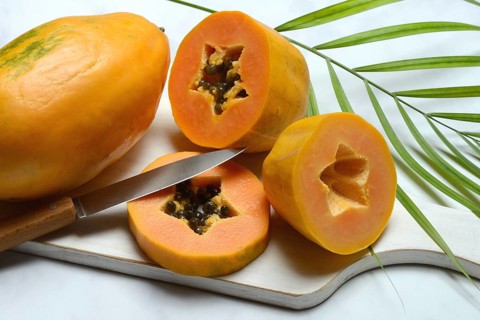 Pawpaw, halved fruit, carica papaya
