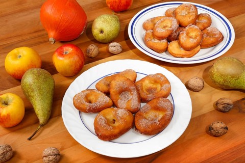 Swabian cuisine, harvest cakes, dessert, dessert, fat baked goods, doughnuts, fried food, lard