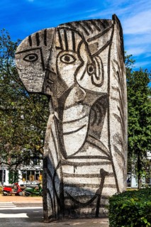 Sylvette Muse sculpture by Pablo Picasso, designed by him in 1970 and realized in collaboration