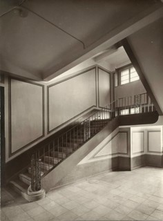 Post Office, Berlin SW 29, Kreuzberg, Bergmannstraße 72, stairwell, art deco, classically designed