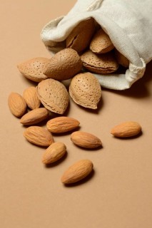 Almond, almond kernels and unopened stone kernels