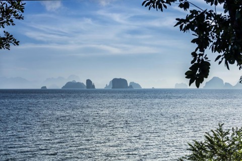 Phang Nga bay near Koh YaoNoi, seascape, seascape, foggy, morning mist, misty, silhouette,