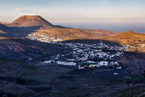 Panoramic views of the Atlantic Ocean, the Corona volcano and the village of Haria, Malpaso,