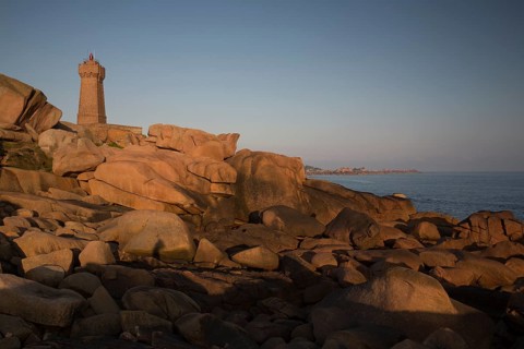 Lighthouse Mean Ruz at Ploumanach, Cotes d'Armor in the first morning light
