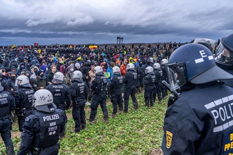 Violent clashes between thousands of demonstrators and the police, after a demonstration against