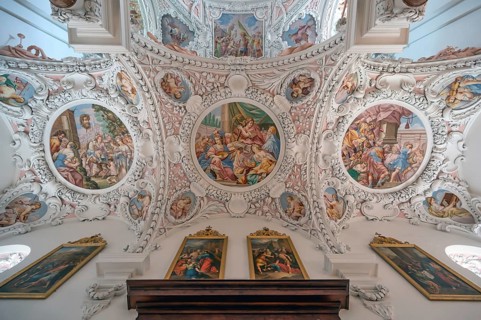Vaulted ceiling under the organ gallery, parish church of the Assumption of Mary, 17th century