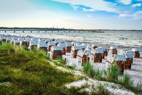 Beach and pier in Scharbeutz, Schleswig-Holstein, Germany +++ editorial use only