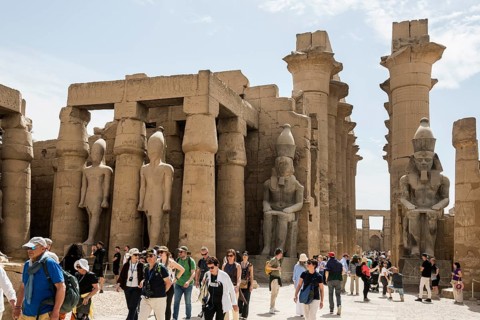 Many tourists, Luxor temple, UNESCO World Heritage Site, Luxor, Egypt
