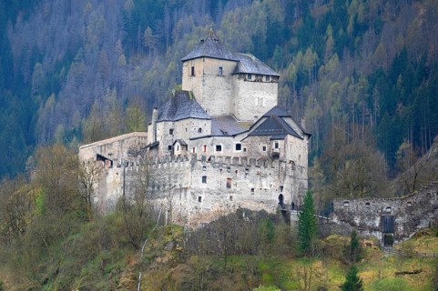 Reifenstein Castle, first mentioned in 1110, from 1809 the Thurn and Taxis family owns the castle,