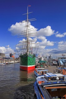 The sailing ship Rickmer Rickmers in Hamburg harbour, Federal Republic of Germany