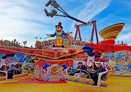 Rheinkirmes, largest fair on the Rhine with colorful rides, Düsseldorf, North Rhine-Westphalia,