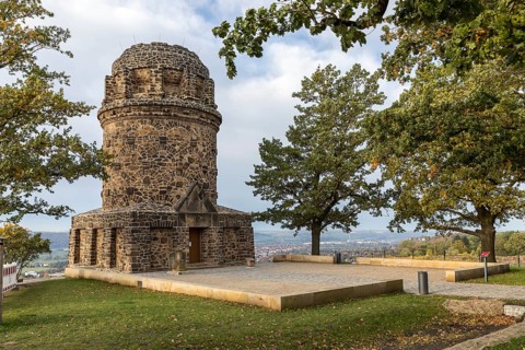Bismarck Tower high above the Oberlößnitz vineyards, Radebeul, Saxony, Germany