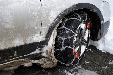 Car snow chains