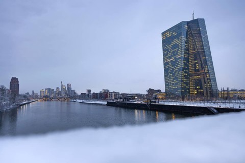 Snow lies along the banks of the Main from the European Central Bank (ECB) to the Frankfurt banking